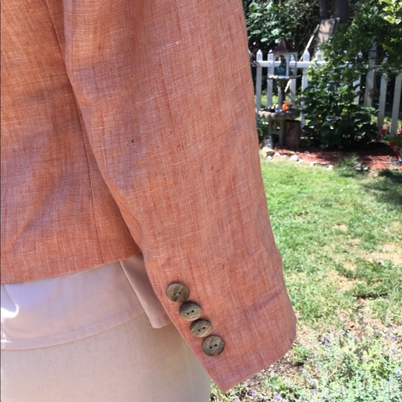 Austin Reed 100% linen blazer with brown buttons - Picture 3 of 6